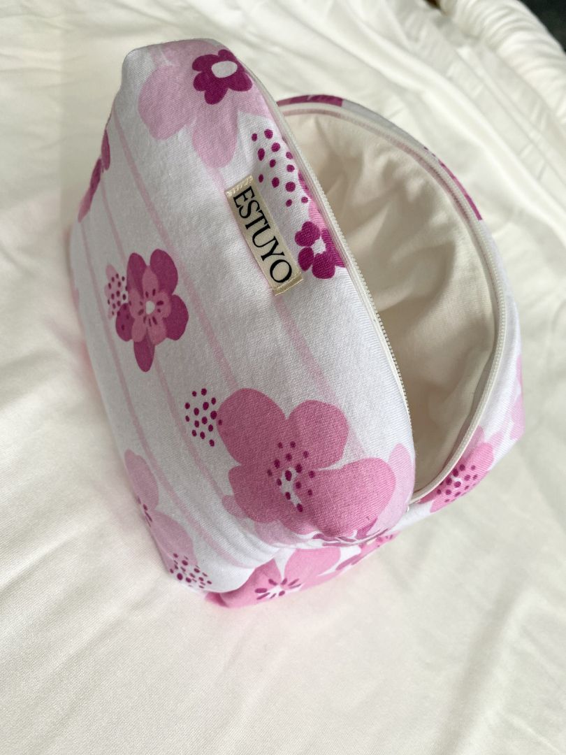 Bawełniana kosmetyczka Estuyo w kwiaty