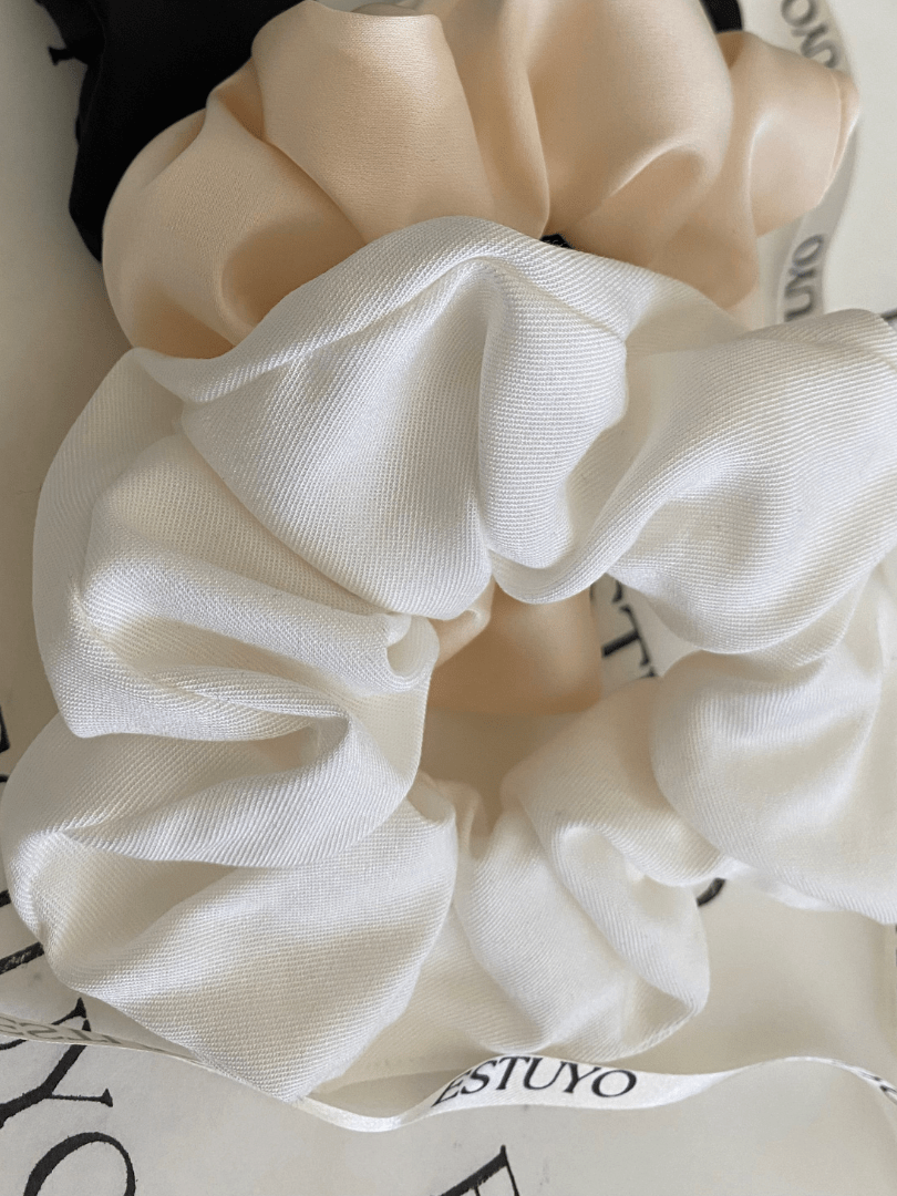 Gumka do włosów typu scrunchie zdjęcie 1